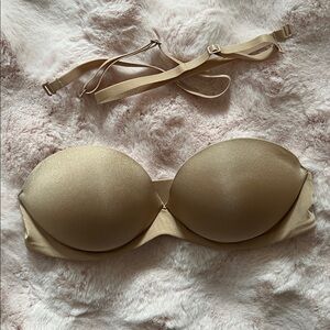 Skims Ultimate Strapless Push Up Bra
